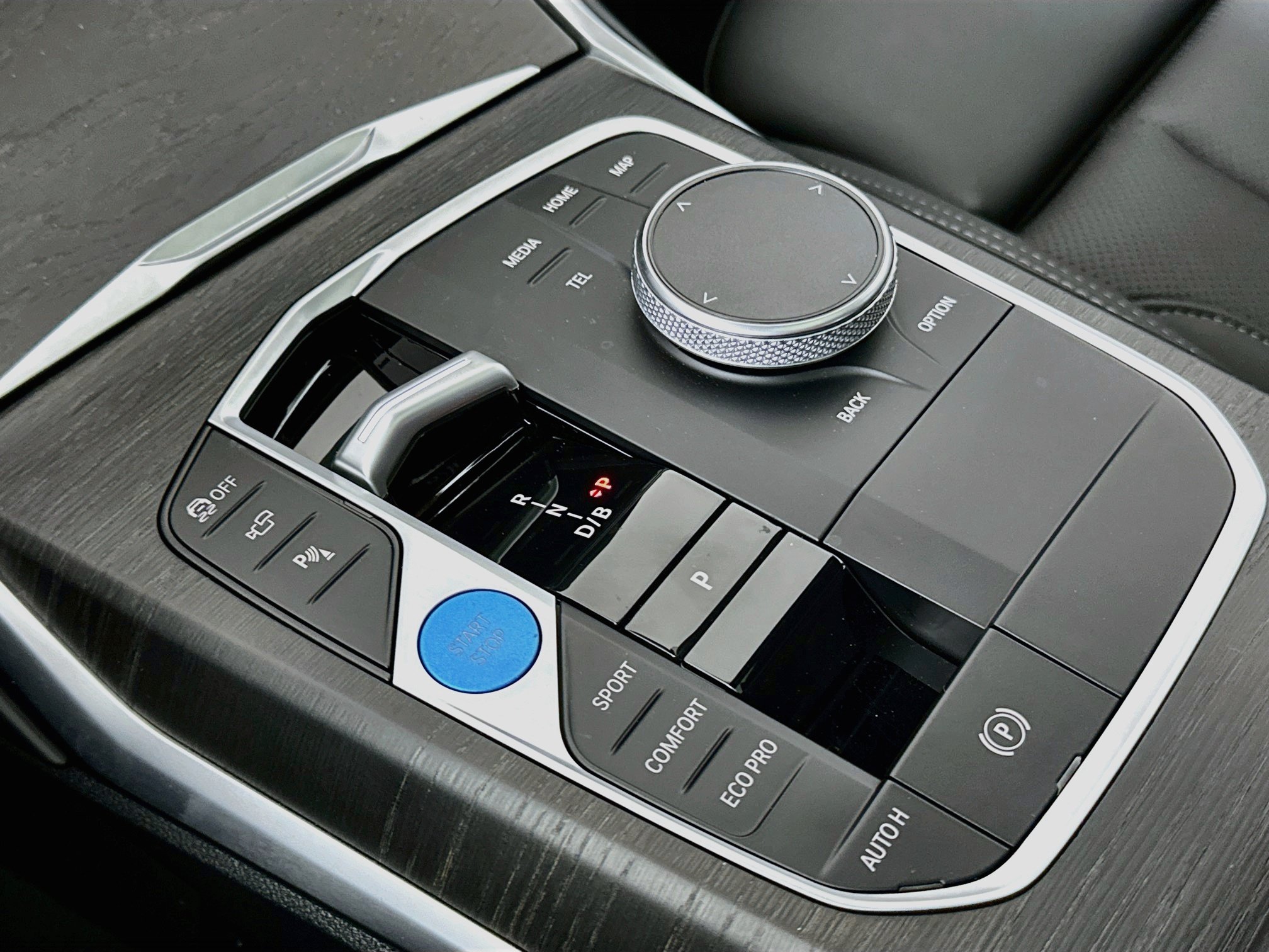 Used 2024 BMW i4 eDrive40 w/ Premium Package RWD image 25
