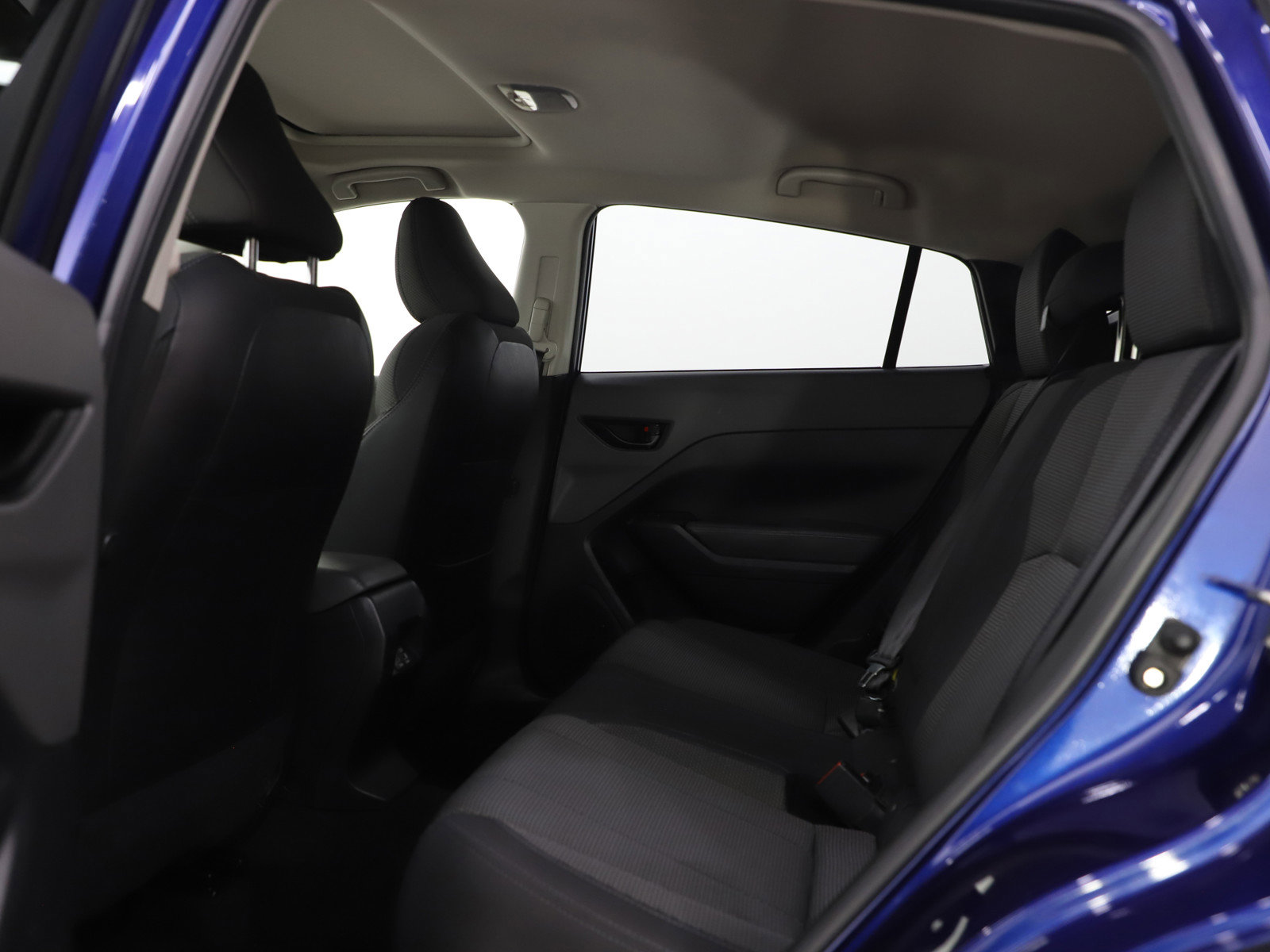 Used 2024 Subaru Crosstrek 2.0i Premium image 17