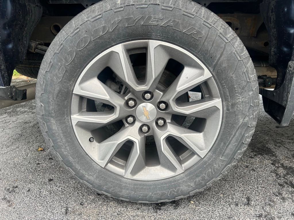 Used 2022 Chevrolet Silverado 1500 LT image 7