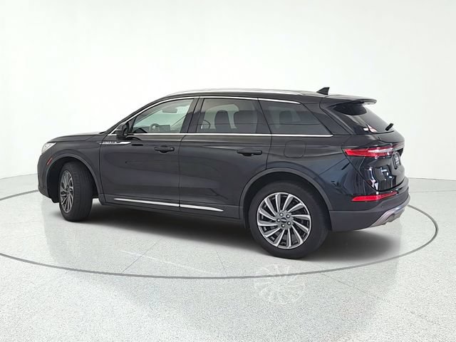 Used 2023 Lincoln Corsair Reserve w/ Equipment Group 201A AWD/4WD image 3
