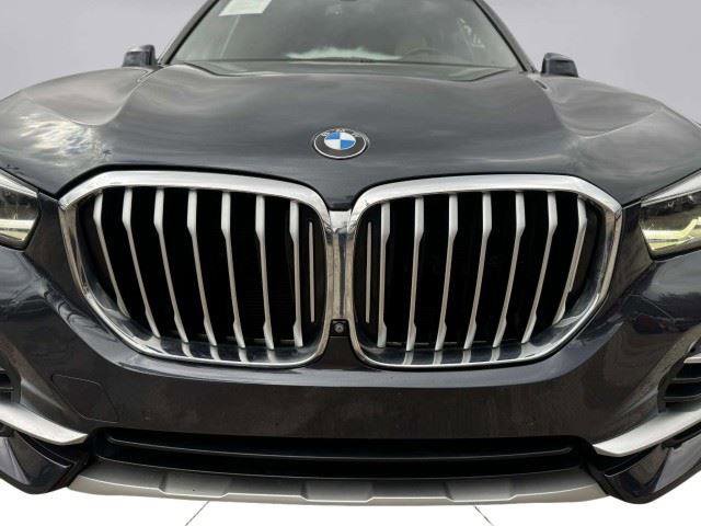 Used 2021 BMW X5 xDrive40i w/ Premium Package AWD/4WD image 12