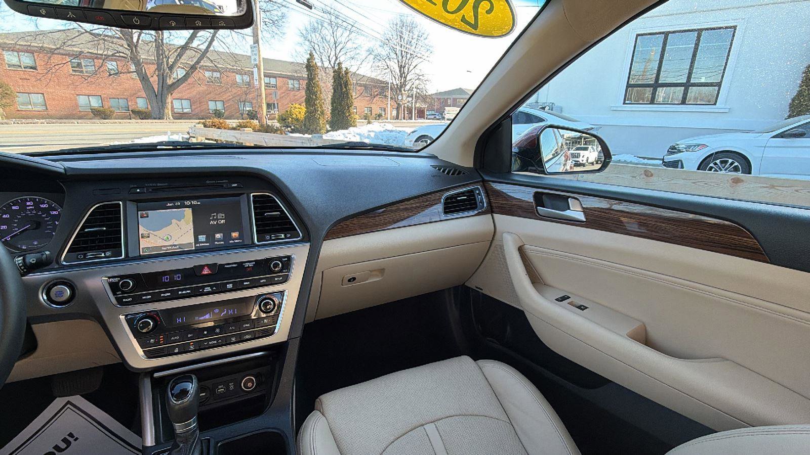 Used 2016 Hyundai Sonata Limited w/ Option Group 04 image 26