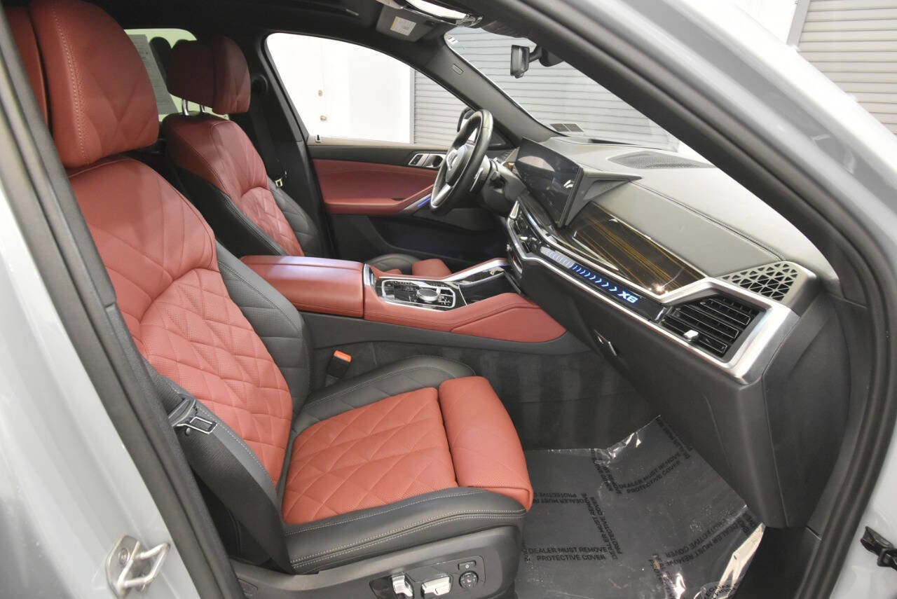 Used 2025 BMW X6 xDrive40i w/ Climate Comfort Package image 19