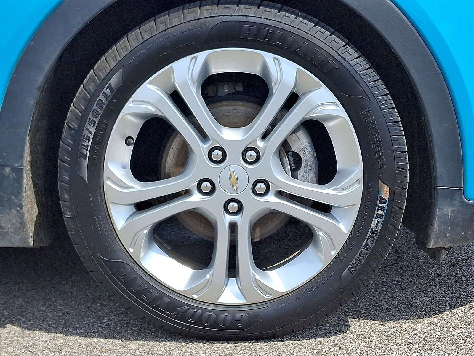 Used 2020 Chevrolet Bolt LT FWD image 26