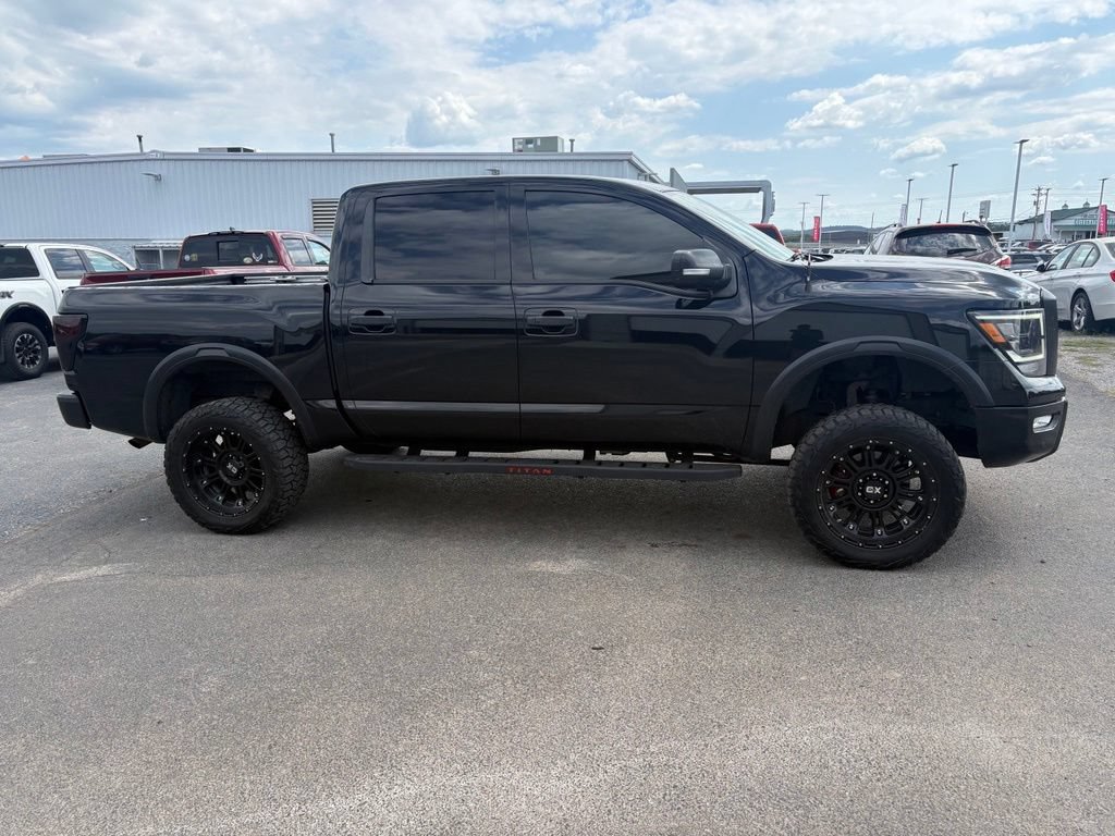 Used 2020 Nissan Titan PRO-4X w/ Pro-4x Convenience Package AWD/4WD image 4