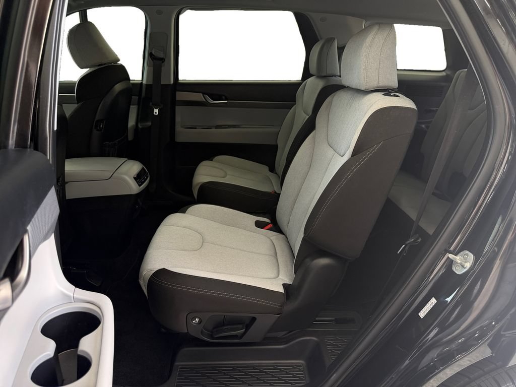 Used 2021 Hyundai Palisade SEL FWD image 16