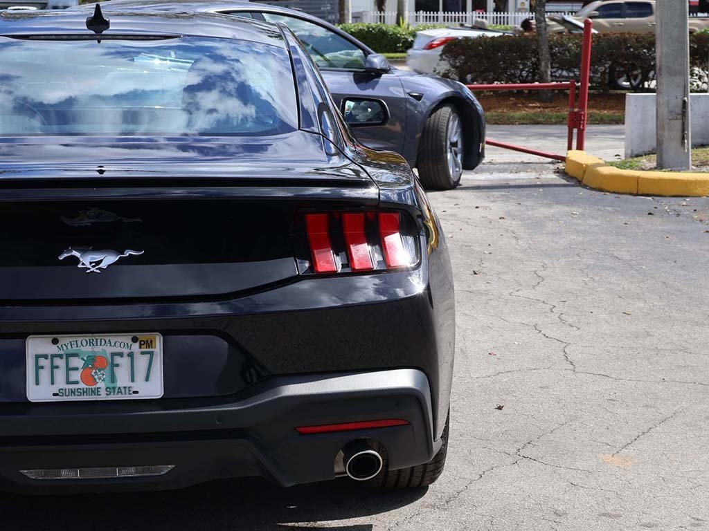 Used 2025 Ford Mustang Premium image 16