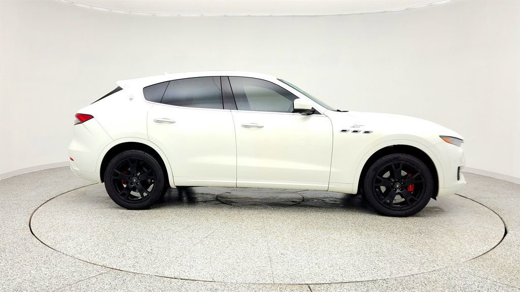 Used 2023 Maserati Levante GT image 4
