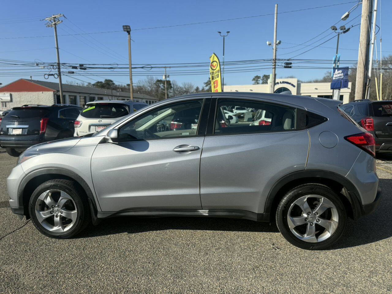 Used 2018 Honda HR-V LX image 4