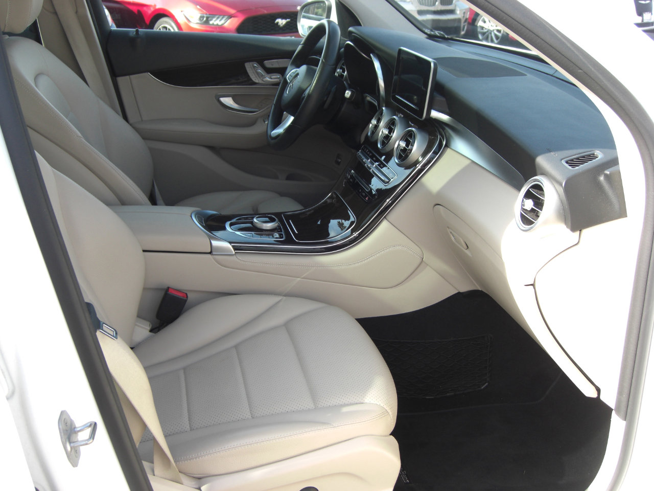 Used 2017 Mercedes-Benz GLC 300 image 17