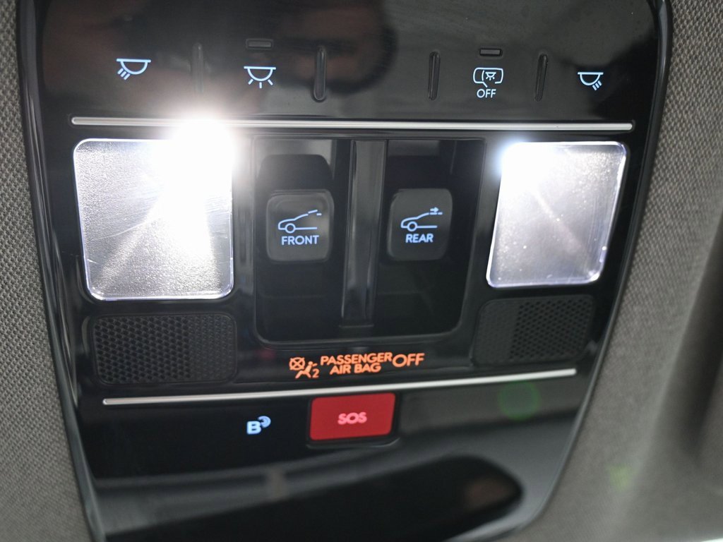 Used 2024 Hyundai Santa Fe Limited image 15