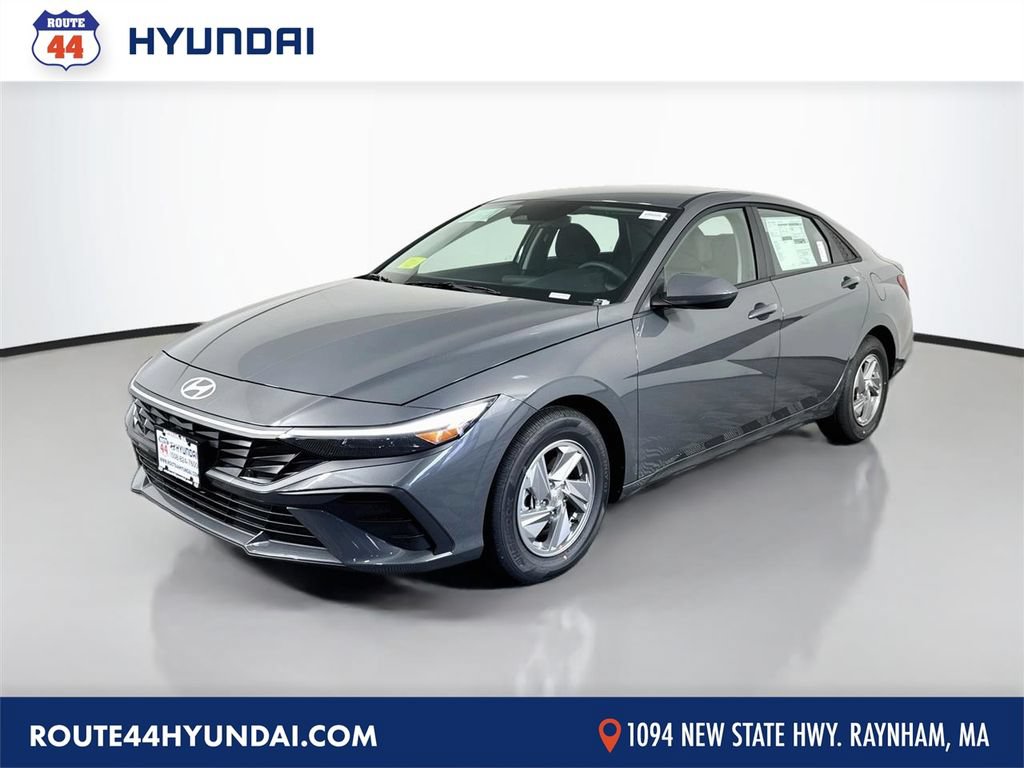 New 2026 Hyundai Elantra SE FWD image 1