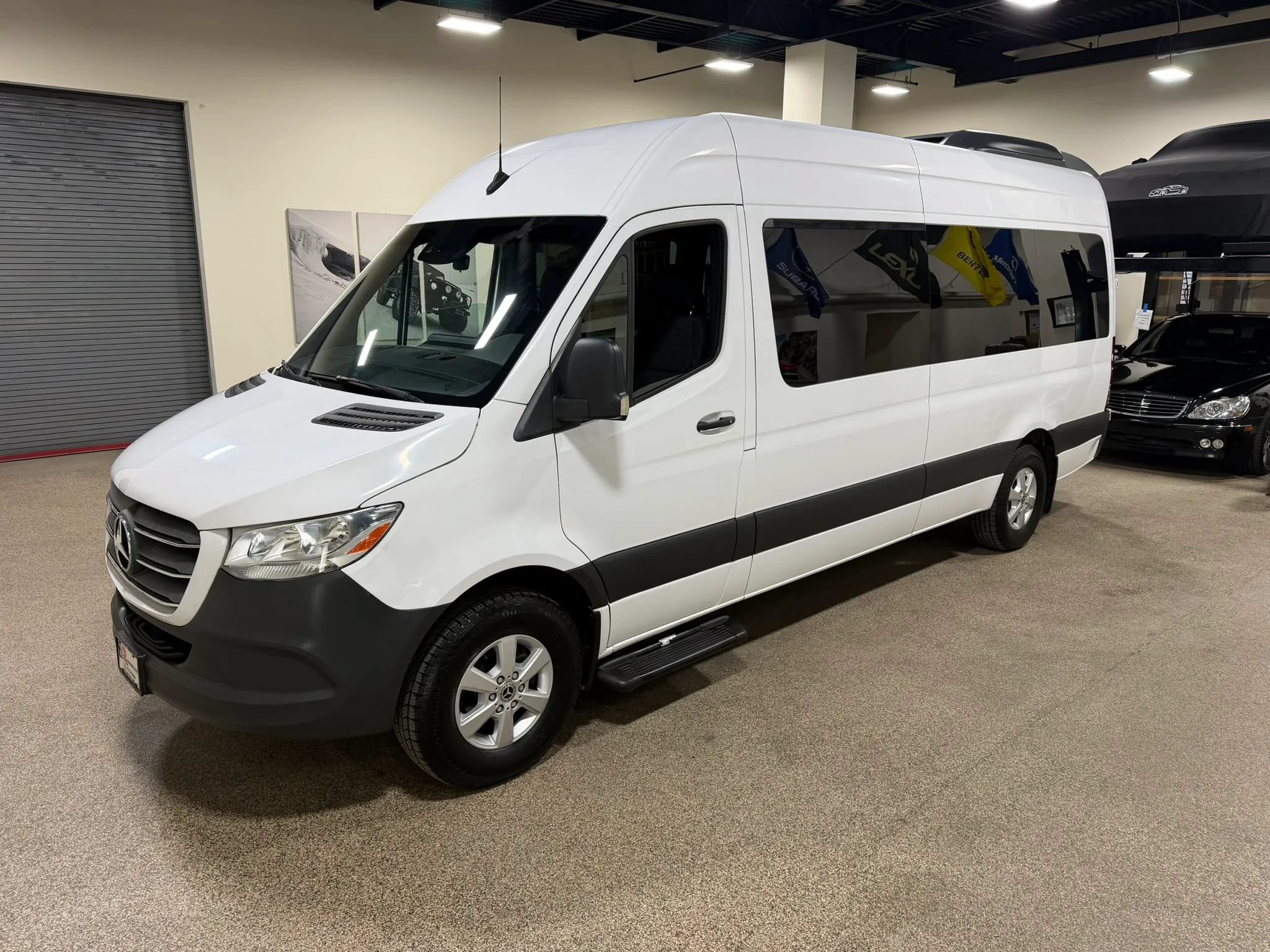 Used 2019 Mercedes-Benz Sprinter 2500 image 4