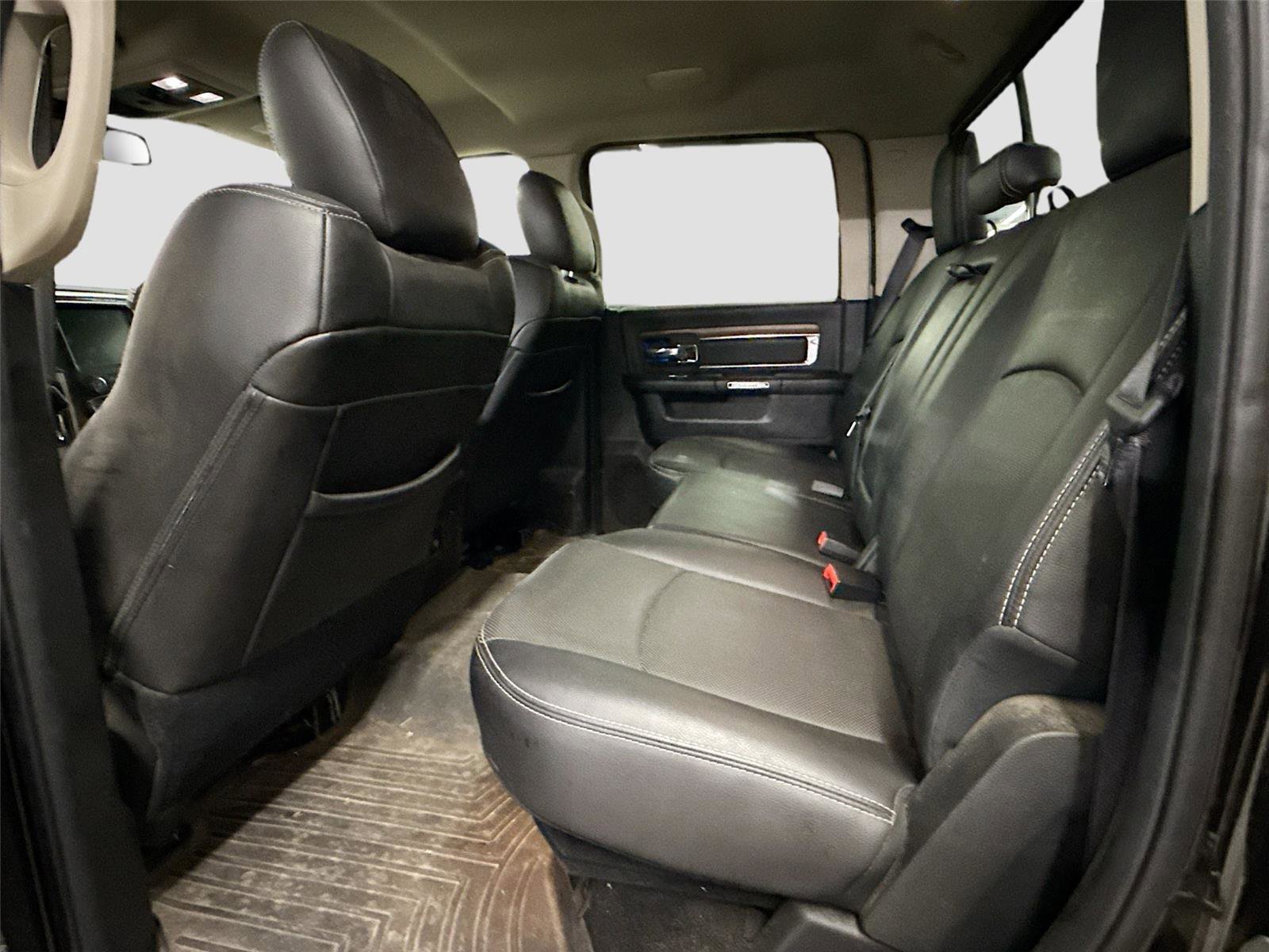 Used 2017 RAM 2500 Laramie w/ Sport Appearance Group AWD/4WD image 5