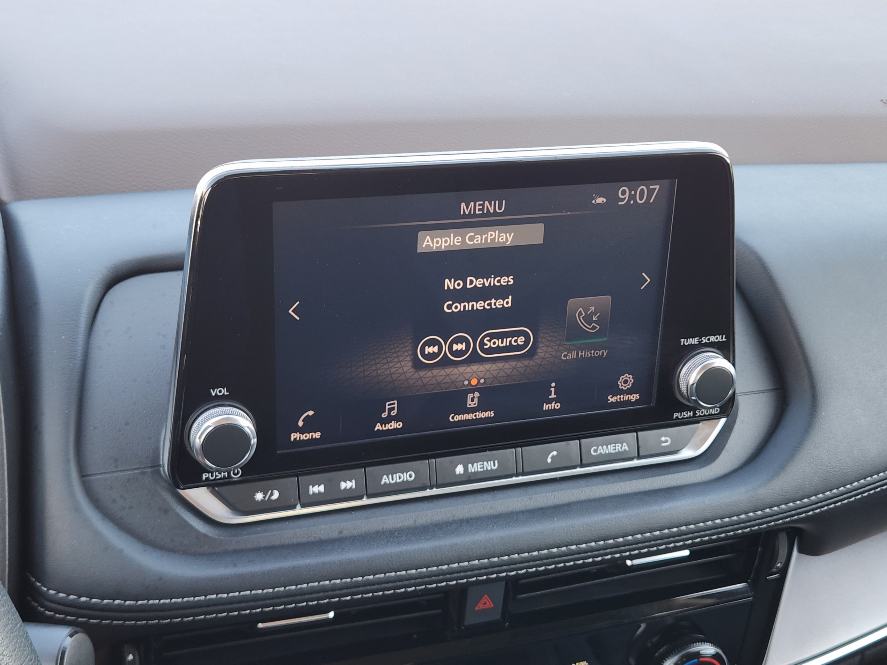 Used 2021 Nissan Rogue SV AWD/4WD image 11