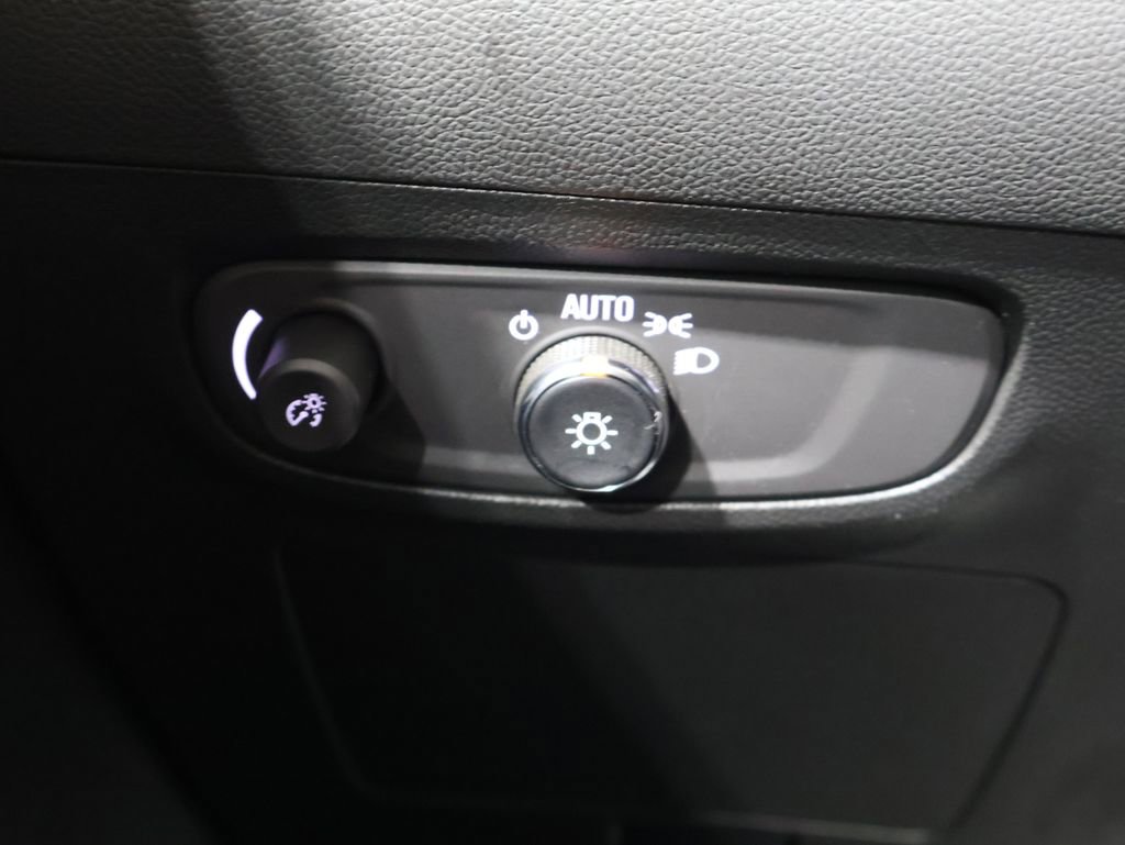 Used 2024 Buick Encore GX Sport Touring image 30