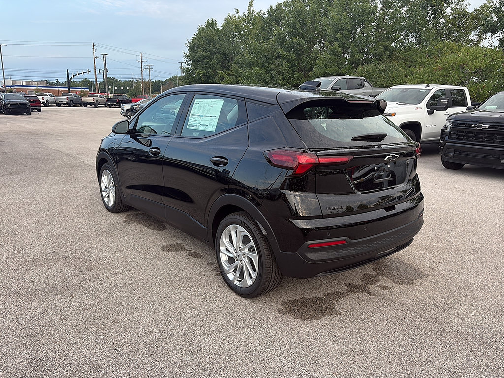 New 2027 Chevrolet Bolt LT w/ Comfort Package FWD image 3