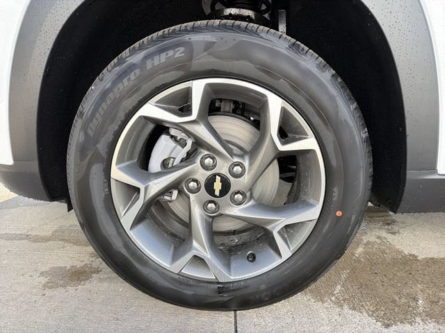 New 2026 Chevrolet Trax LT w/ LT Convenience Package FWD image 11