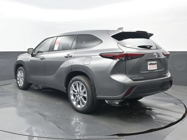 New 2026 Toyota Highlander Limited AWD/4WD image 3
