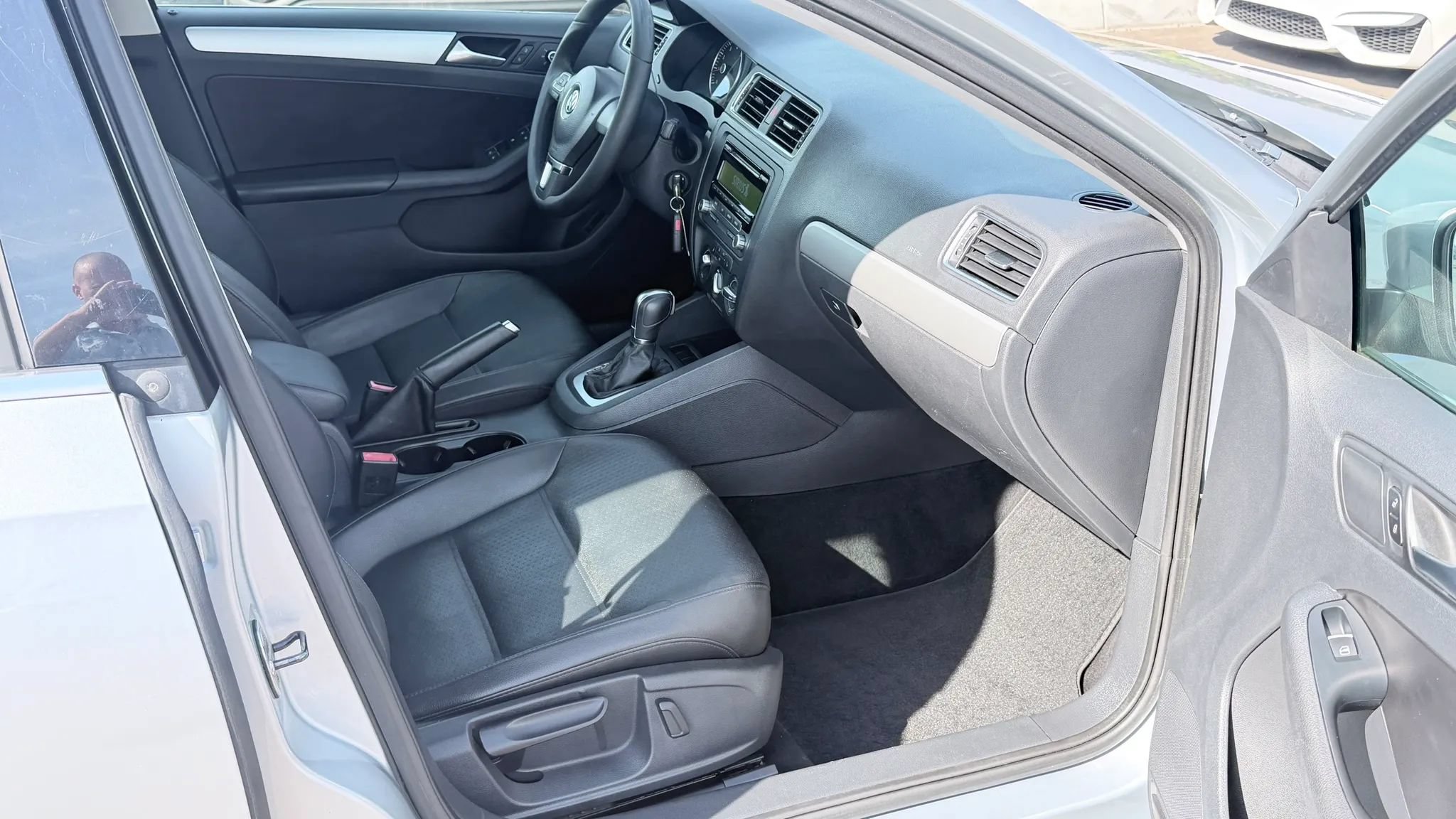 Used 2013 Volkswagen Jetta SE FWD image 14