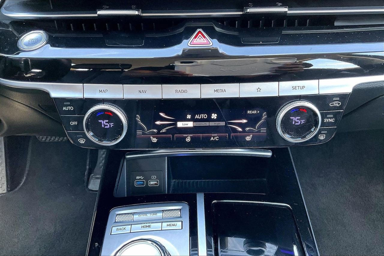 Used 2023 Genesis G80 2.5T AWD/4WD image 19