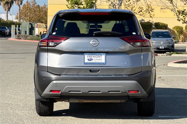 Used 2023 Nissan Rogue SV image 5
