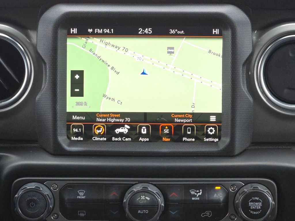 Used 2022 Jeep Wrangler Unlimited Sahara w/ Safety Group image 19