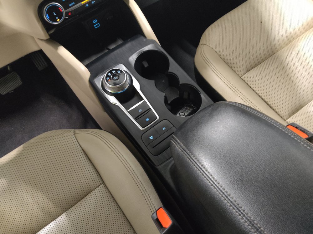 Used 2022 Ford Escape SEL w/ Technology Package FWD image 26