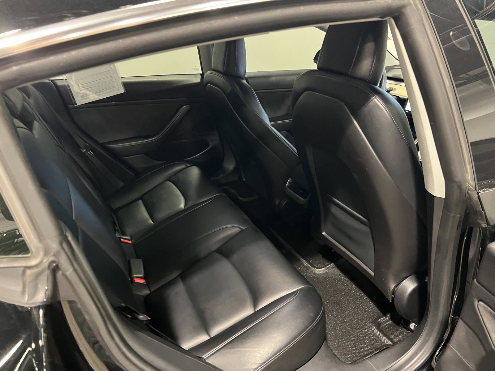 Used 2019 Tesla Model 3 Long Range image 31