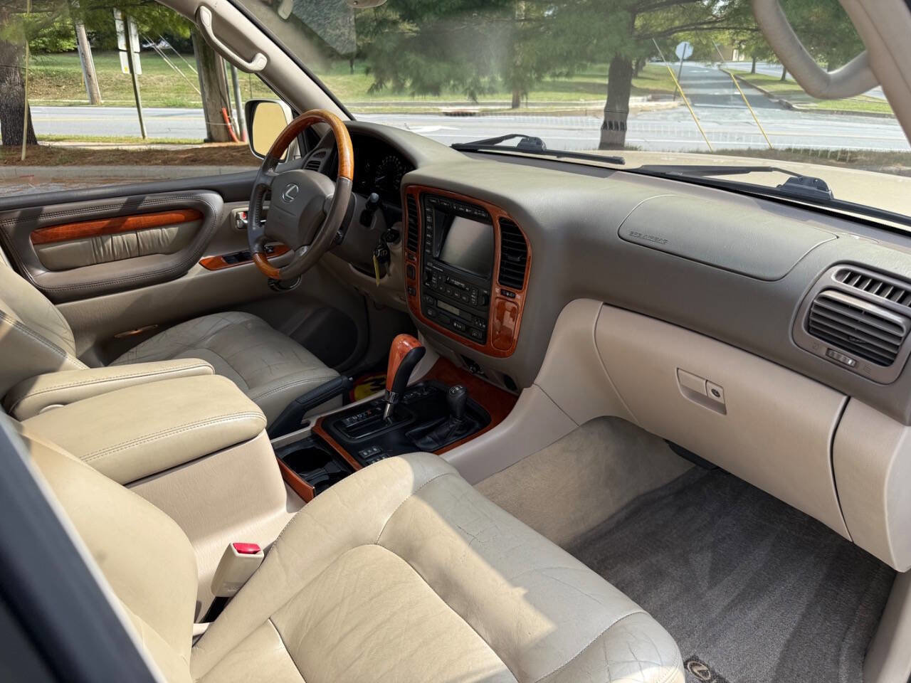 Used 2001 Lexus LX 470 4WD image 68