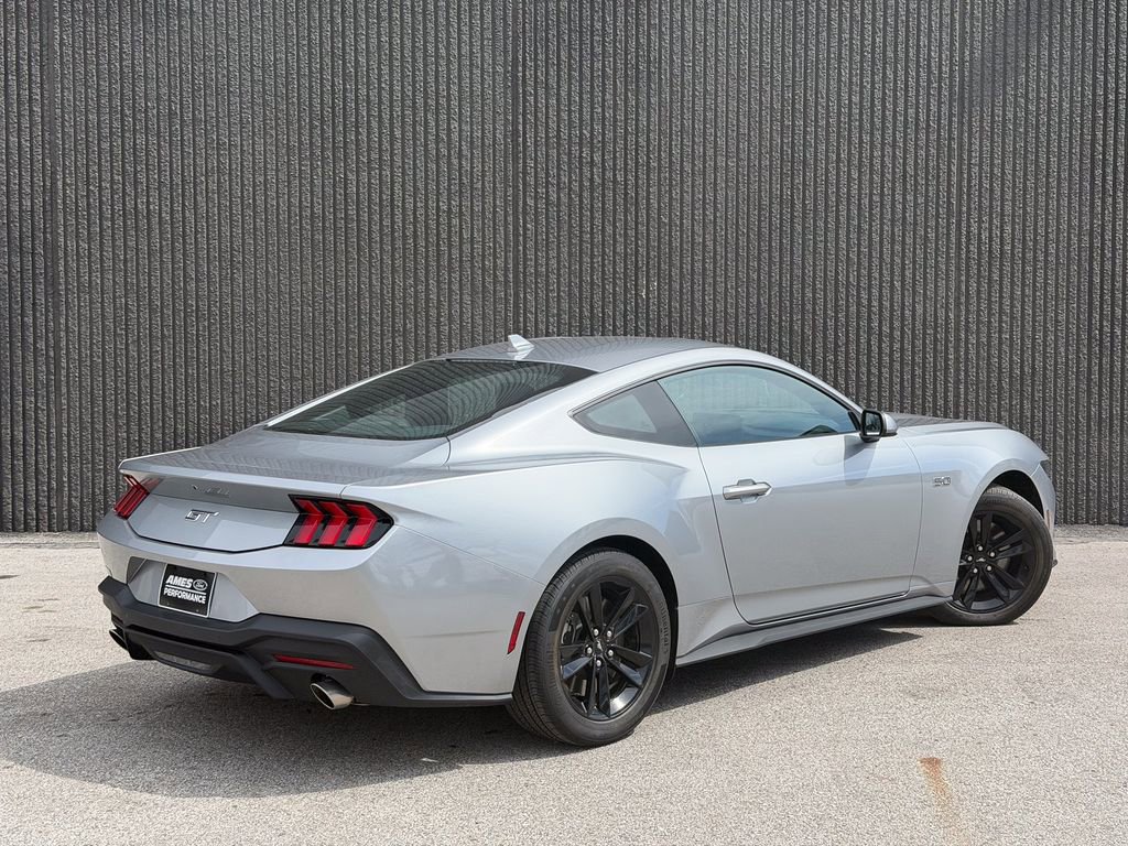 Used 2025 Ford Mustang GT image 7