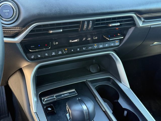 Used 2024 MAZDA CX-90 Plug-In Hybrid w/ Premium Plus image 21