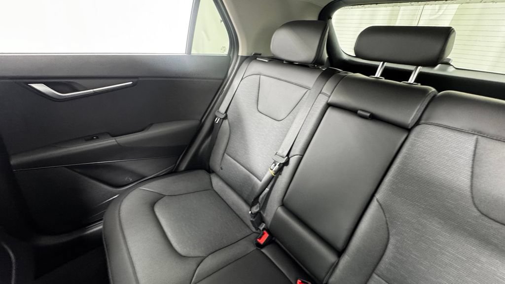 New 2026 Kia Niro SX Touring FWD image 14