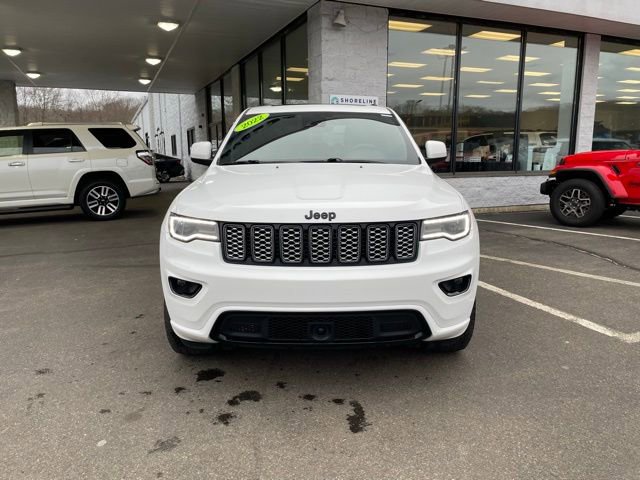 Used 2022 Jeep Grand Cherokee Laredo X image 2