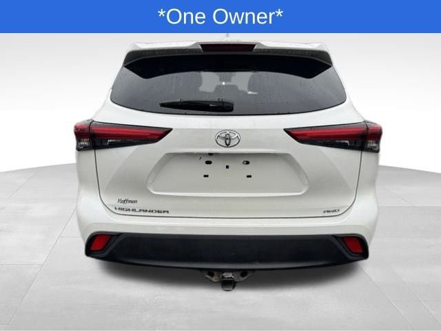 Used 2020 Toyota Highlander L AWD/4WD image 4