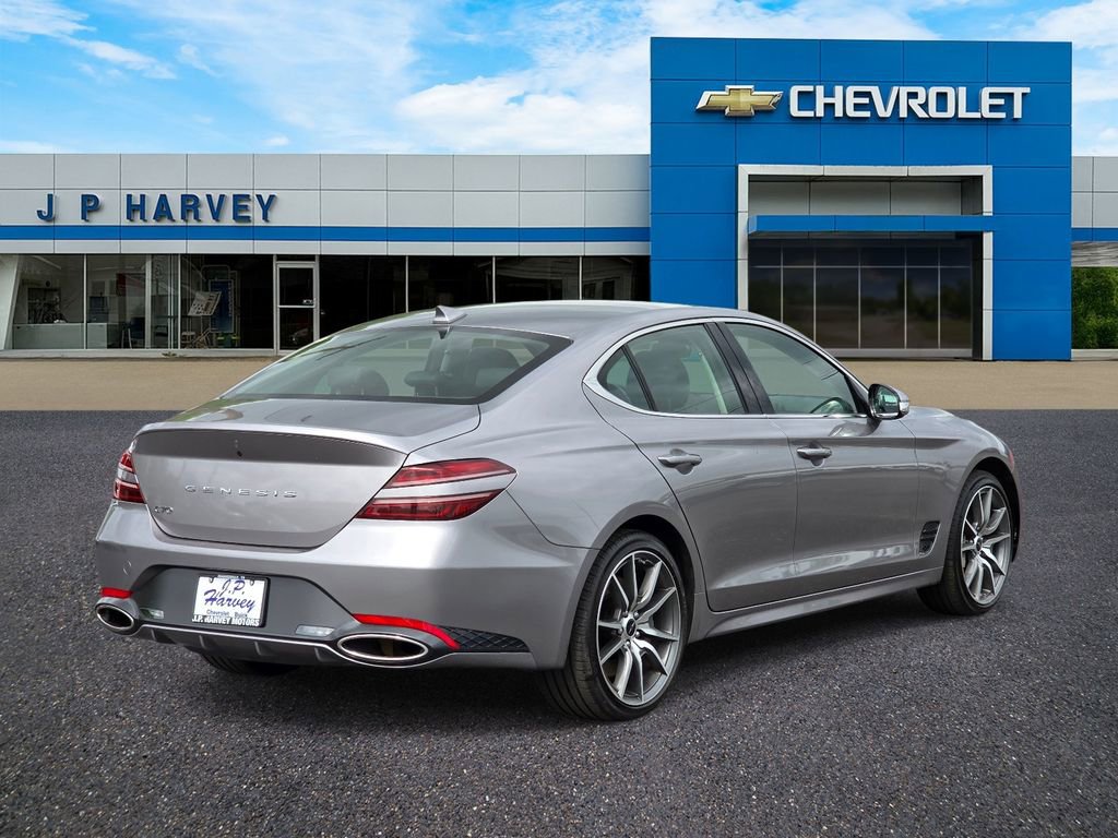 Used 2025 Genesis G70 2.5T RWD image 4