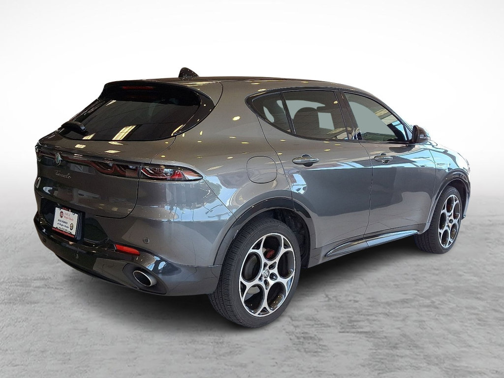 Used 2024 Alfa Romeo Tonale Veloce image 5