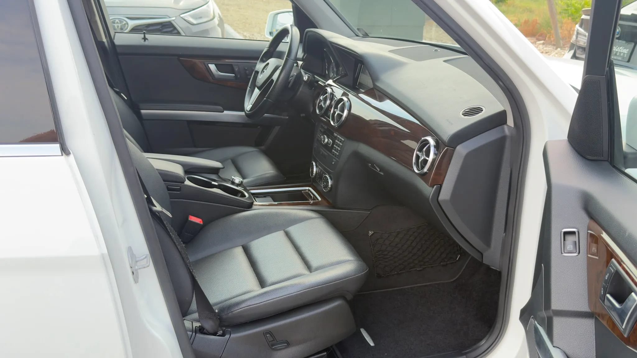 Used 2014 Mercedes-Benz GLK 250 BlueTEC 4MATIC image 12