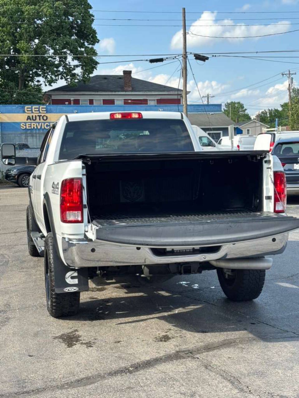 Used 2018 RAM 2500 Tradesman w/ Chrome Appearance Group AWD/4WD image 14
