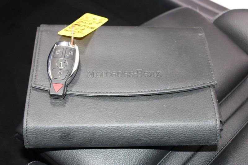 Used 2019 Mercedes-Benz GLA 250 4MATIC w/ Premium Package image 37