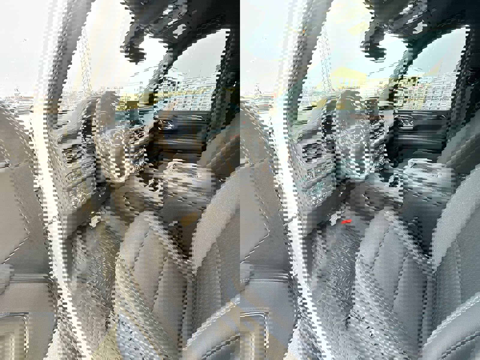 Used 2024 GMC Yukon XL SLE w/ Gmc Pro Safety Plus Package image 10