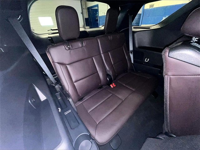 Used 2025 Ford Explorer Platinum image 29