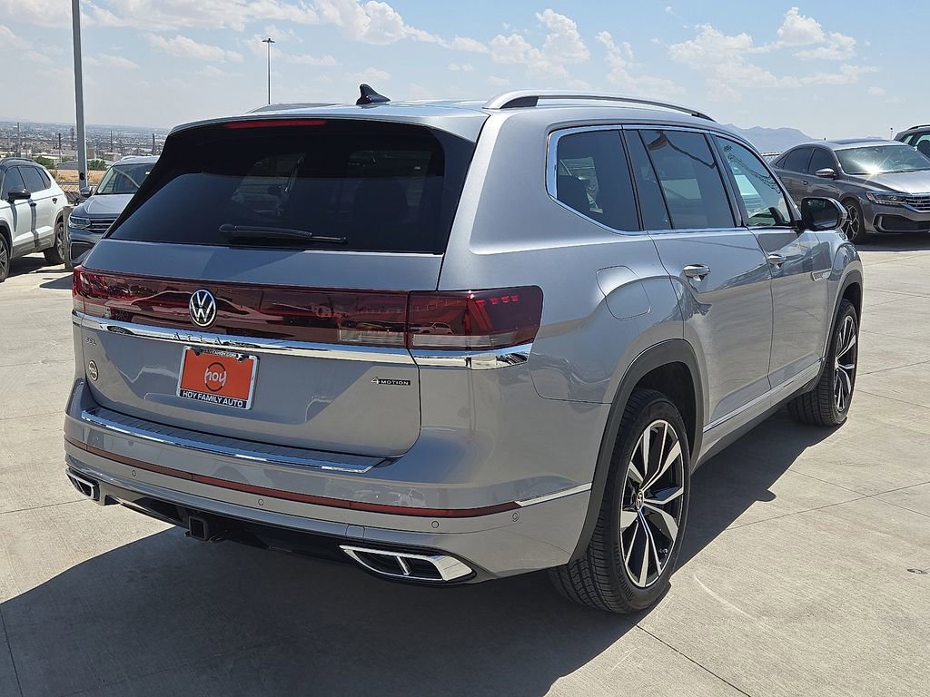 Used 2025 Volkswagen Atlas SEL Premium R-Line image 12