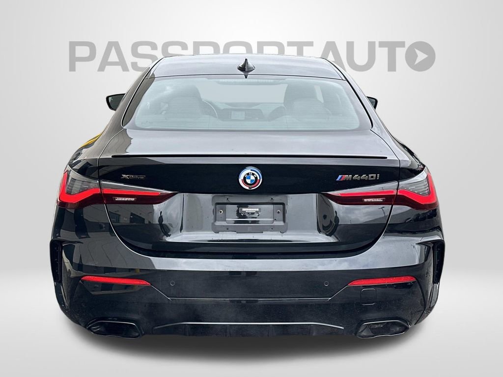 Used 2023 BMW 440i xDrive Coupe w/ Premium Package image 3