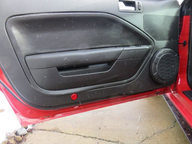 Used 2007 Ford Mustang GT Premium image 9