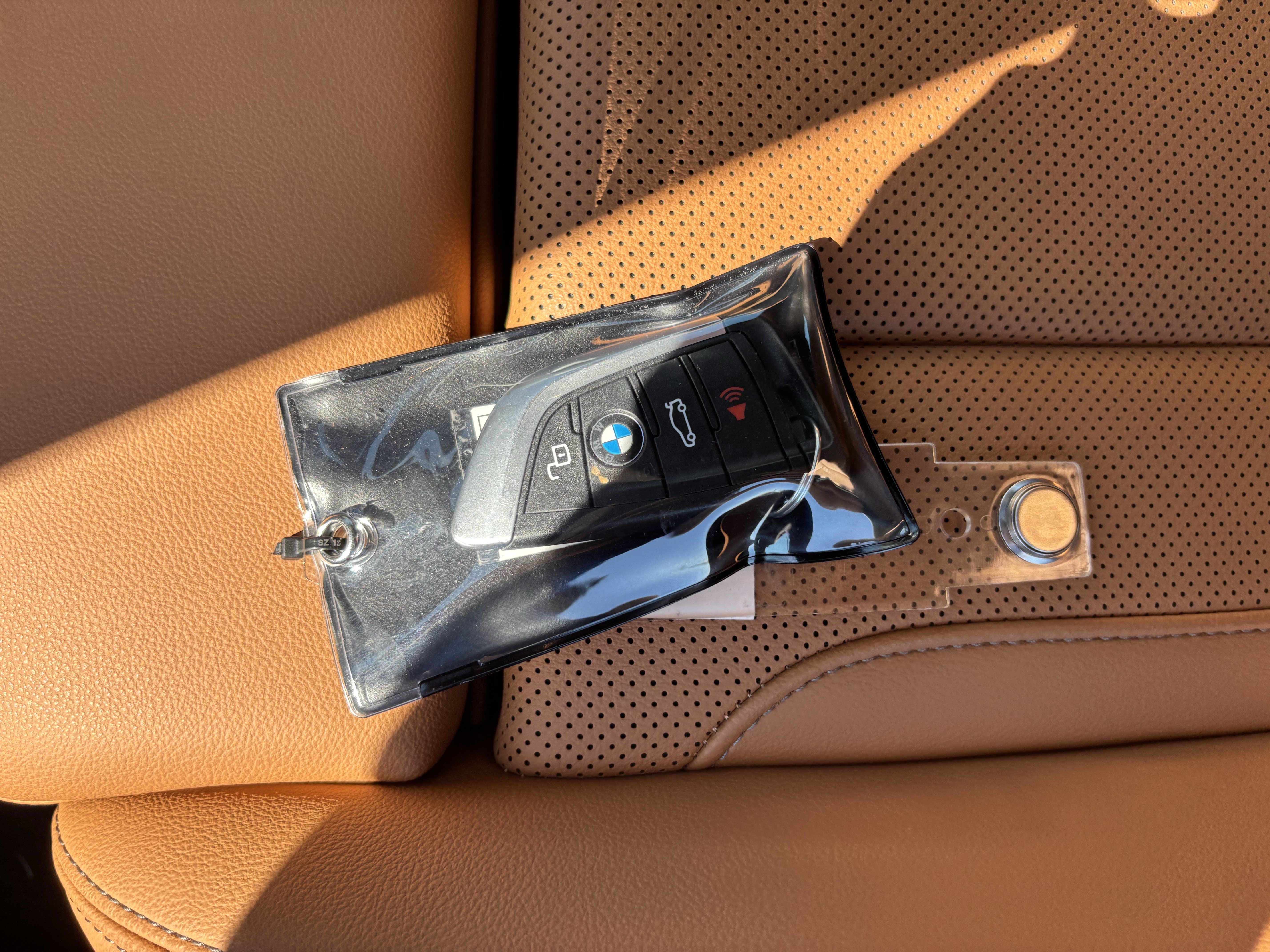 Certified 2026 BMW 330i Sedan w/ Premium Package RWD image 38