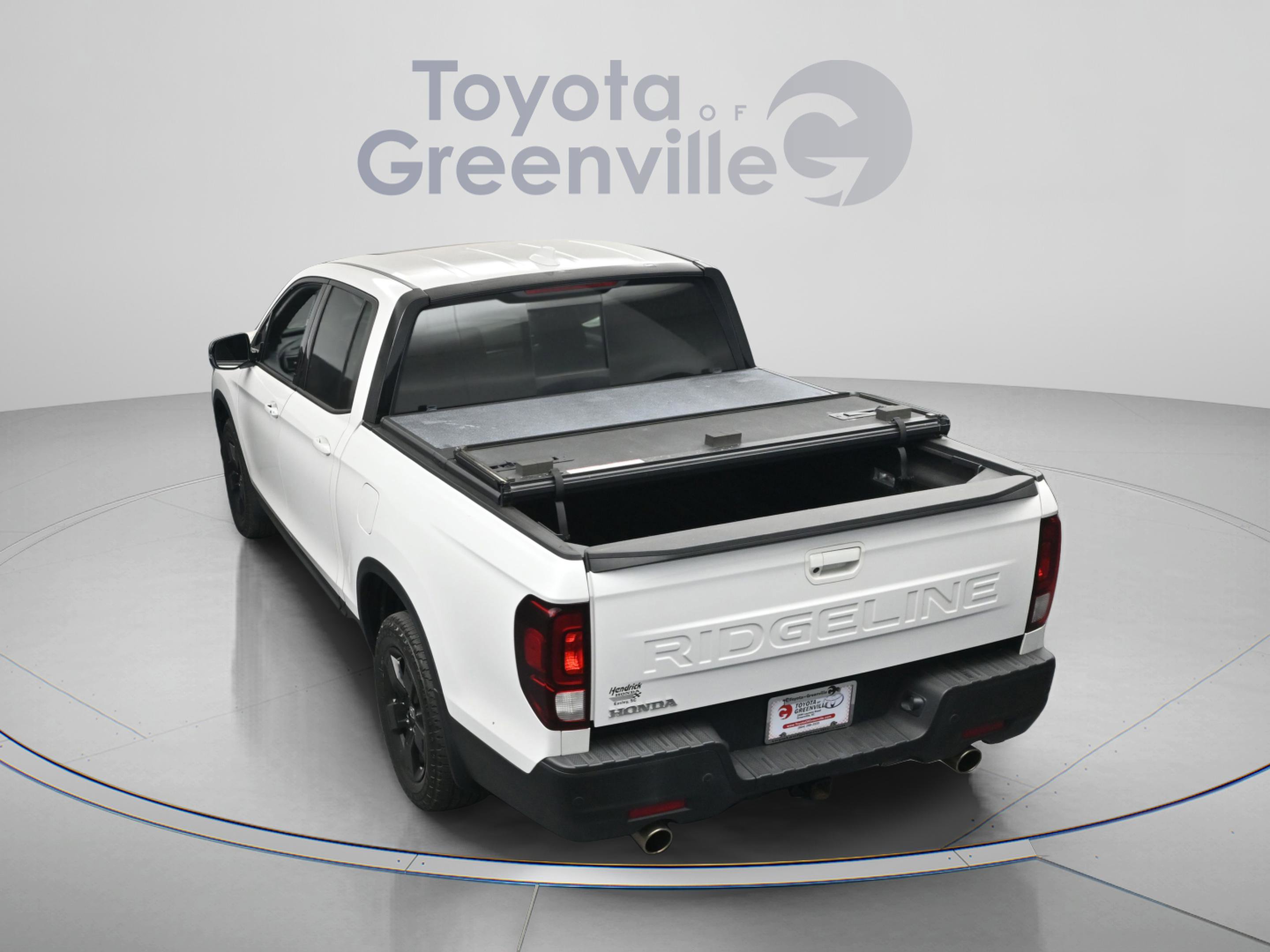 Used 2024 Honda Ridgeline Black Edition image 12