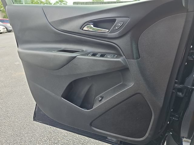 Used 2021 Chevrolet Equinox LT FWD image 30