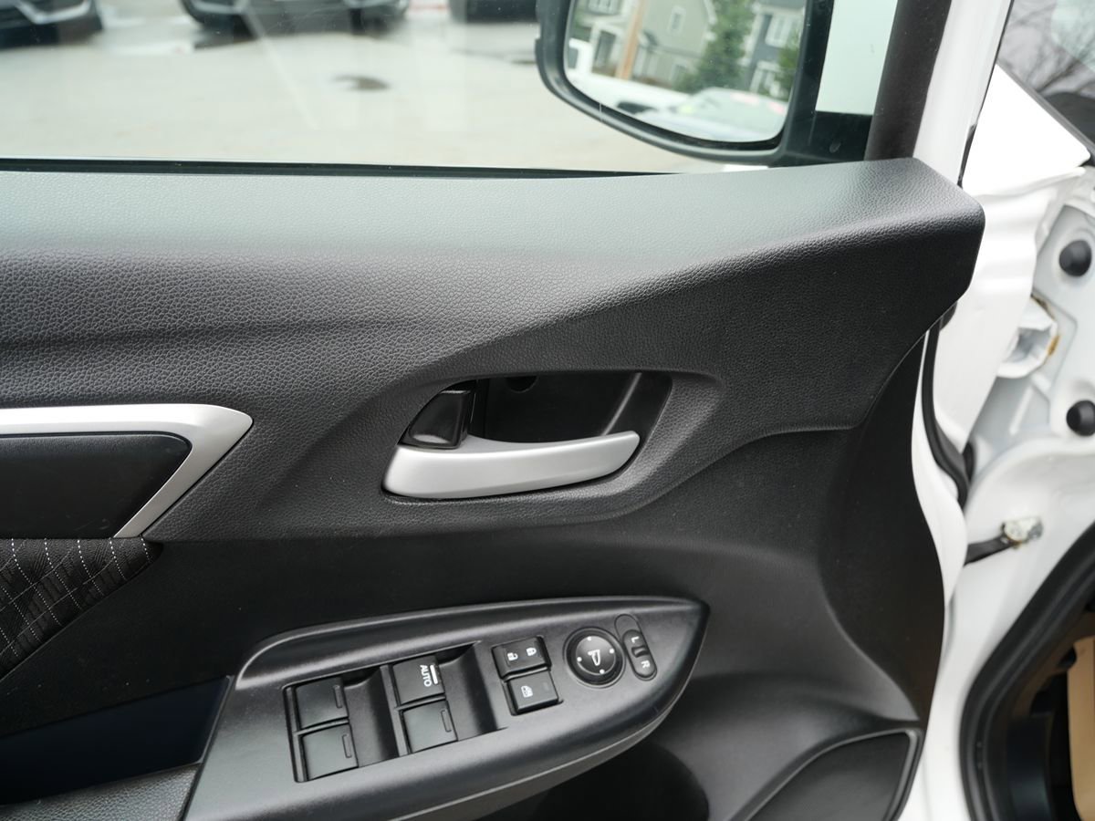 Used 2019 Honda Fit EX image 13
