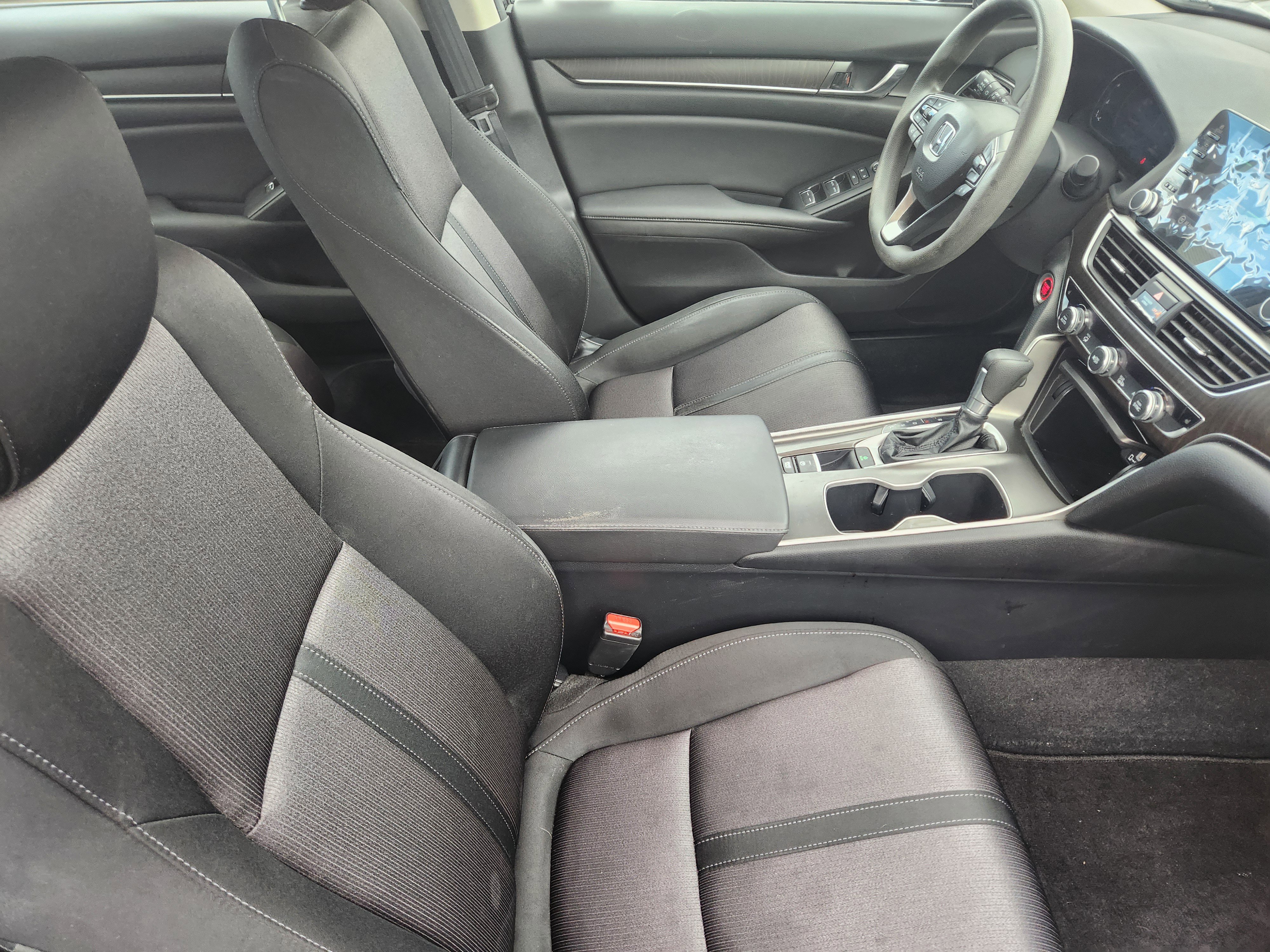 Used 2019 Honda Accord EX image 28